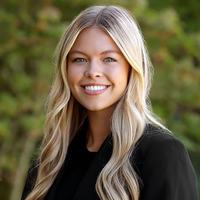 Avery Dykstra - Loan Officer NMLS# 2500131 in Bellevue, WA