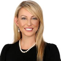 Dimi Hartman - Area Manager NMLS # 405722 in Bellingham, WA