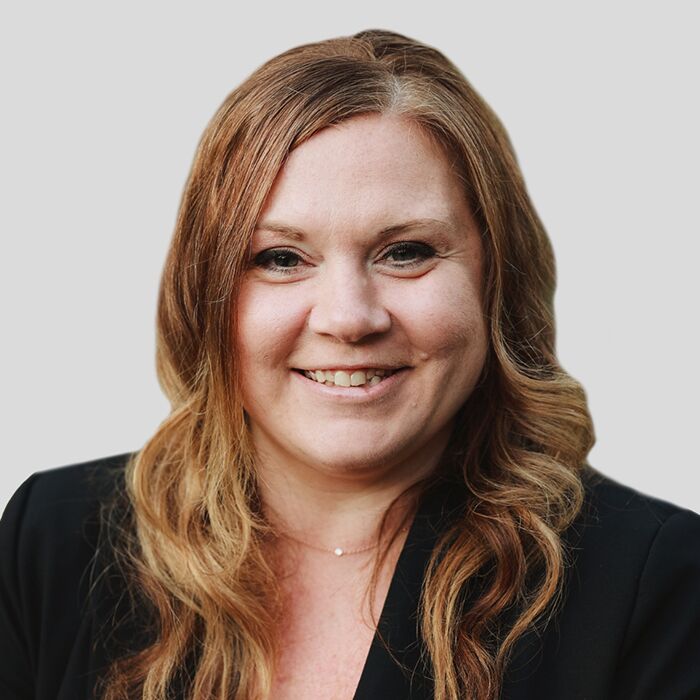 Jennifer Jones at CrossCountry Mortgage - Senior Loan Officer | NMLS #2300244 in Cleveland, OH