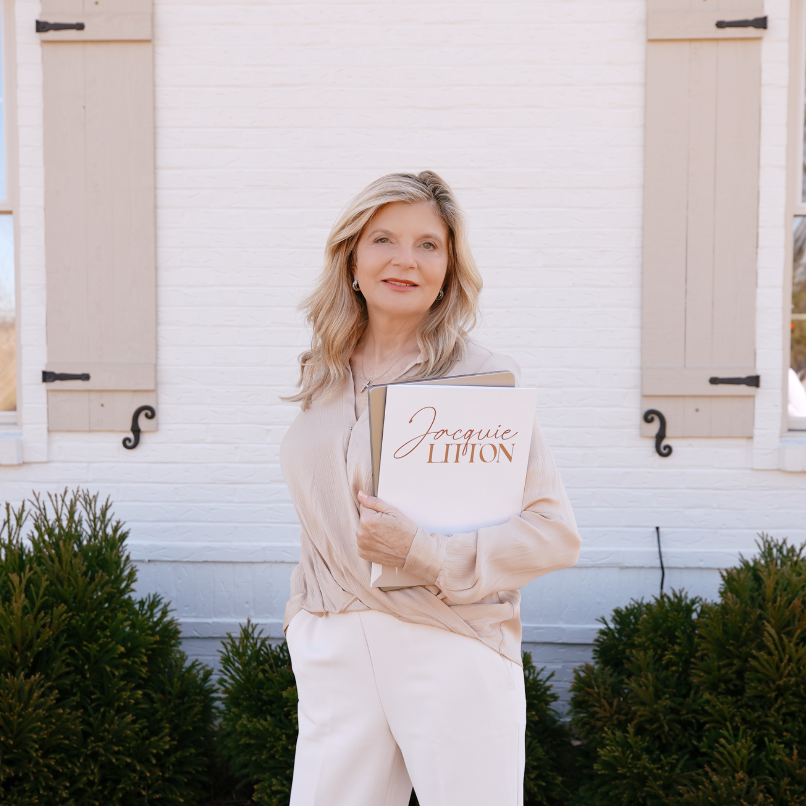 Jacquie Litton - Gallery Photo
