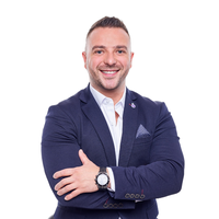 Vali Gherghelah - REALTOR in Upland, CA