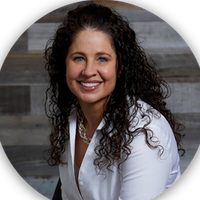 Natalie James - Loan Officer | NMLS# 392407 in Clackamas, OR